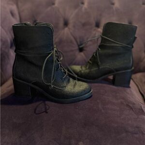 Black Oriana Ugg Ankle Boots like new